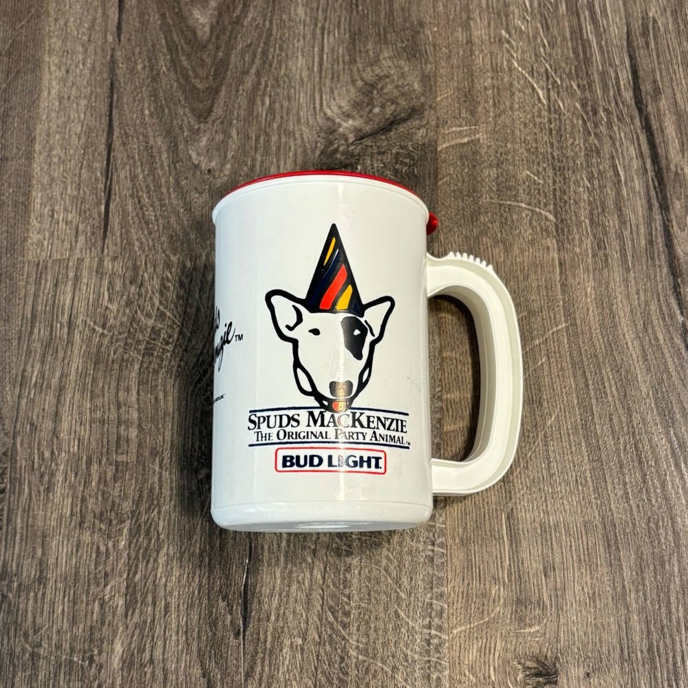 VINTAGE 1986 Bud Light Spuds MacKenzie Super Maxx 20 oz Plastic Mug Stein Cup